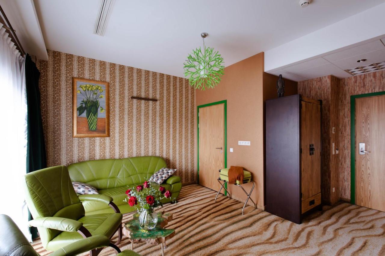 Hotel Lenart ヴィエリチカ エクステリア 写真